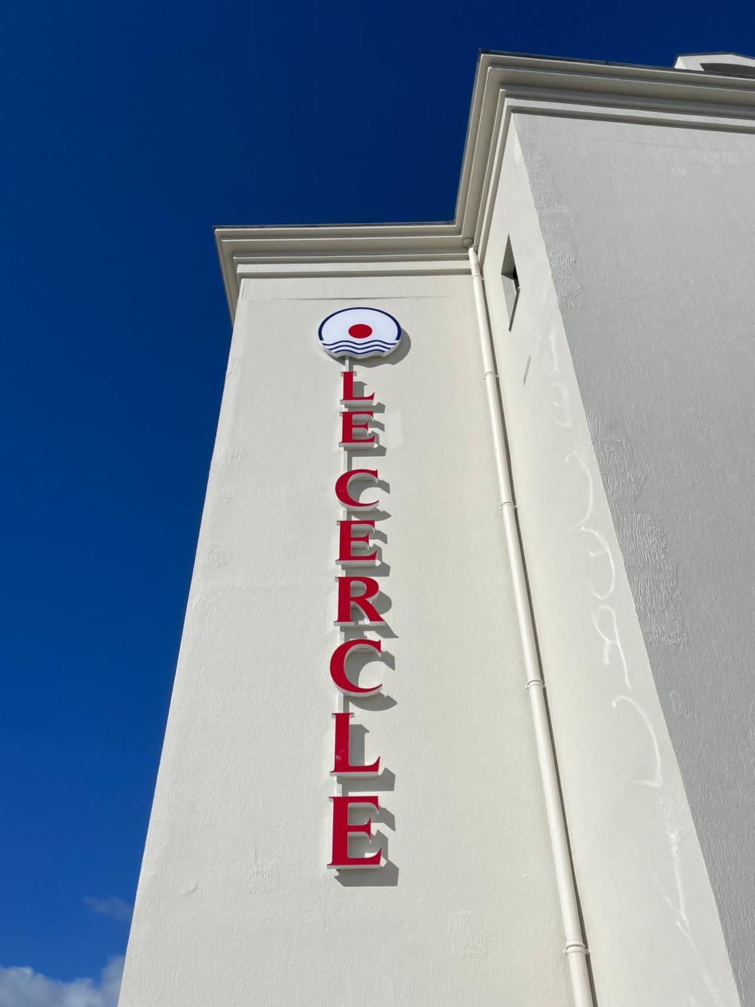 Hotel Le Cercle Cherbourg-en-Cotentin Ngoại thất bức ảnh