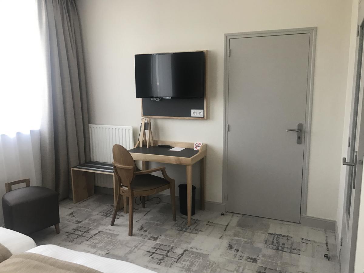 Hotel Le Cercle Cherbourg-en-Cotentin Ngoại thất bức ảnh